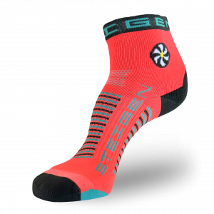 Vector Red Running Socks ¼ Length